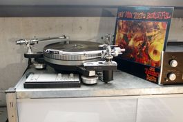 ONE THOUSEND VIOLINS Hey man that`s... SPV 08-2898, M/NM
